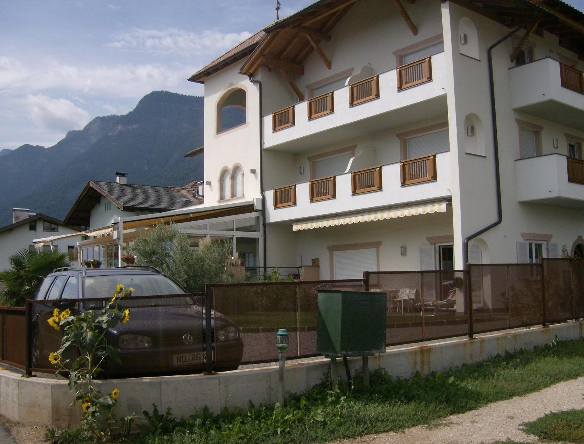 Garni Hotel Peterlinhof Caldaro sulla Strada del Vino Exterior foto