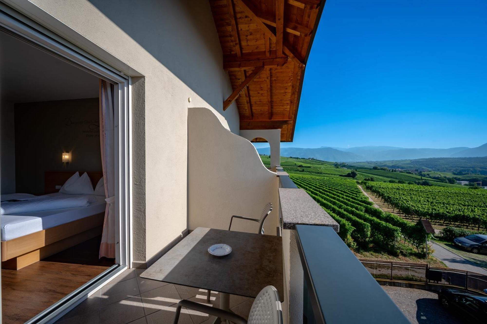Garni Hotel Peterlinhof Caldaro sulla Strada del Vino Exterior foto